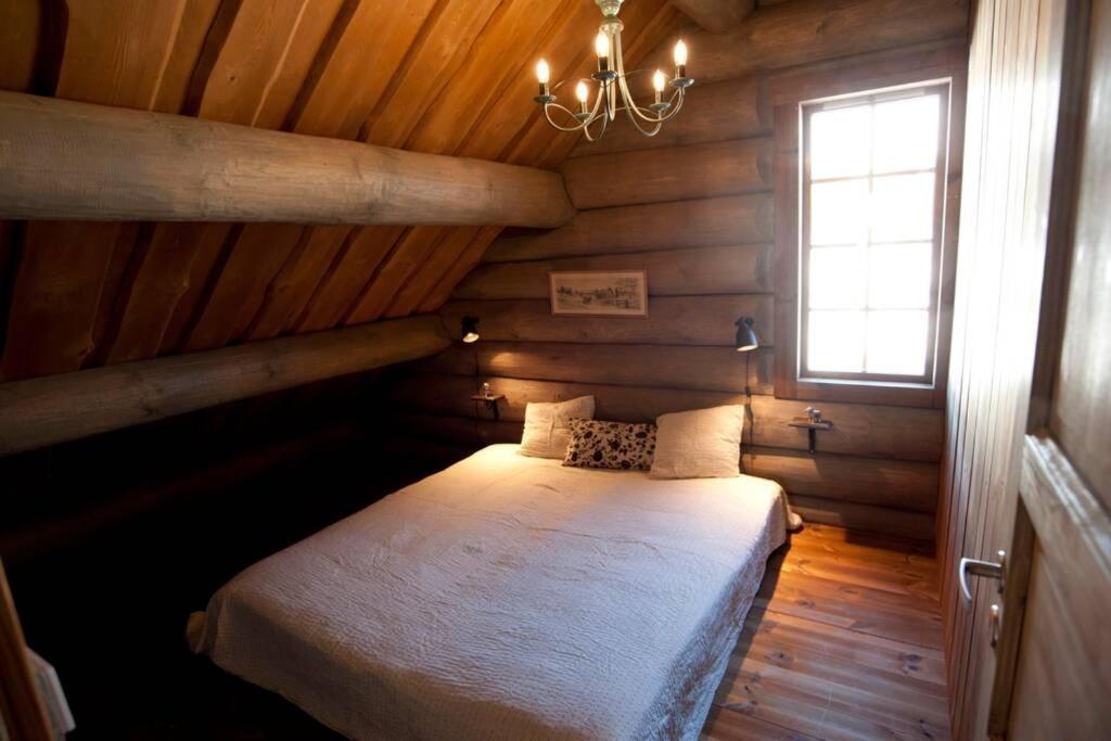 Log Cabin In Nature - Situated In Trillevallen- Are Ундерсокер Экстерьер фото
