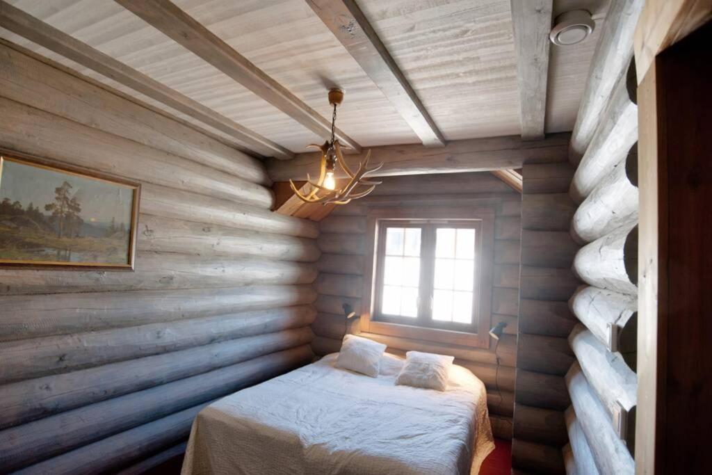 Log Cabin In Nature - Situated In Trillevallen- Are Ундерсокер Экстерьер фото
