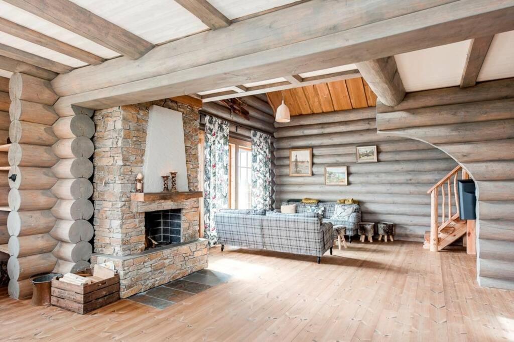Log Cabin In Nature - Situated In Trillevallen- Are Ундерсокер Экстерьер фото