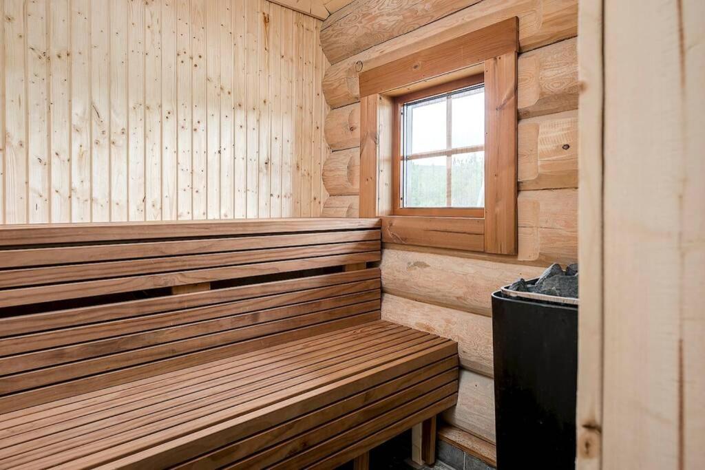 Log Cabin In Nature - Situated In Trillevallen- Are Ундерсокер Экстерьер фото
